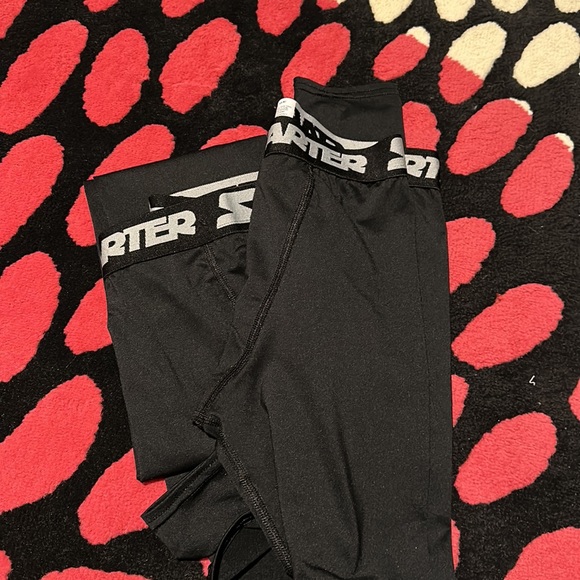 Two pairs of Youth Starter leggings - Picture 2 of 2